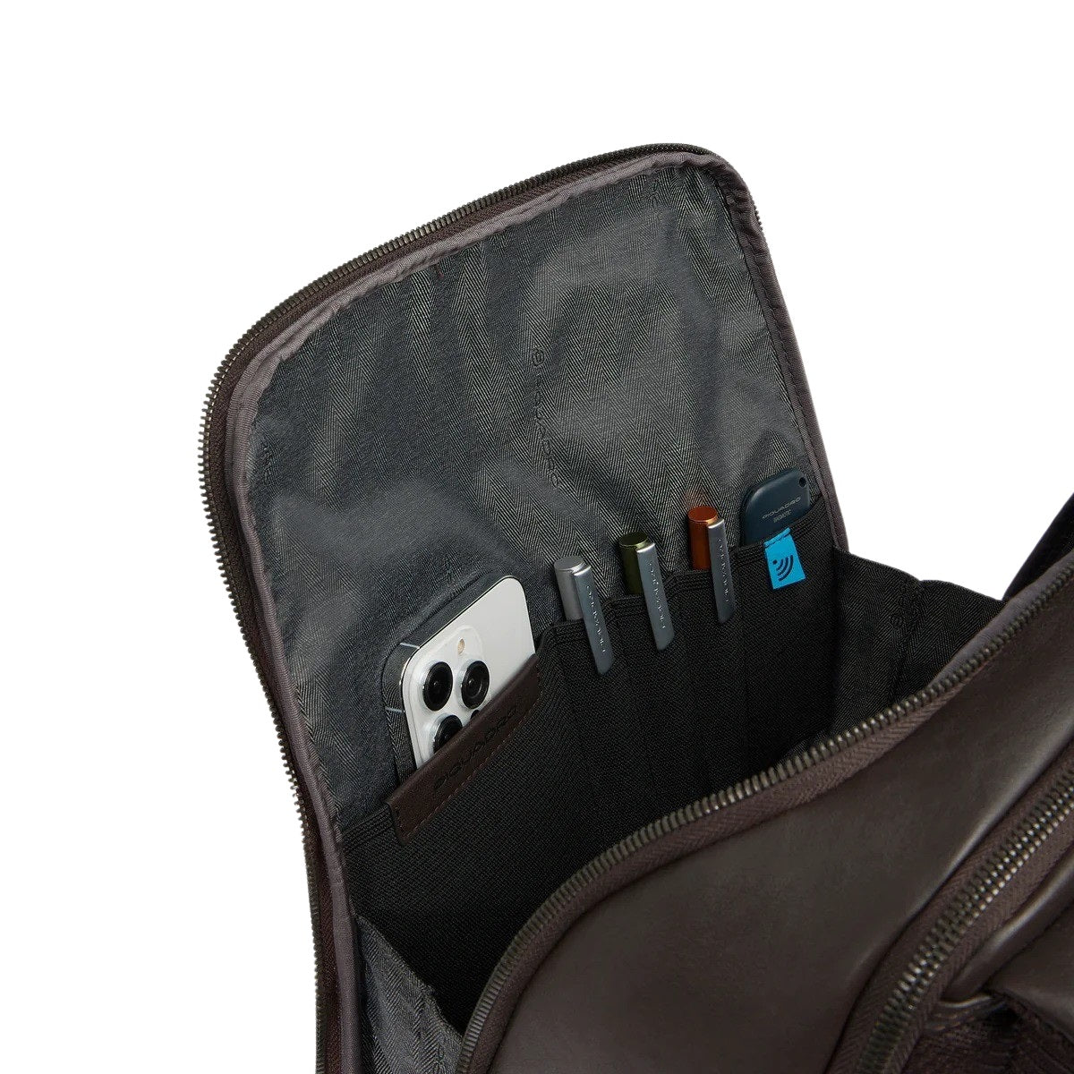 Black Square backpack for 15.6" laptop Piquadro