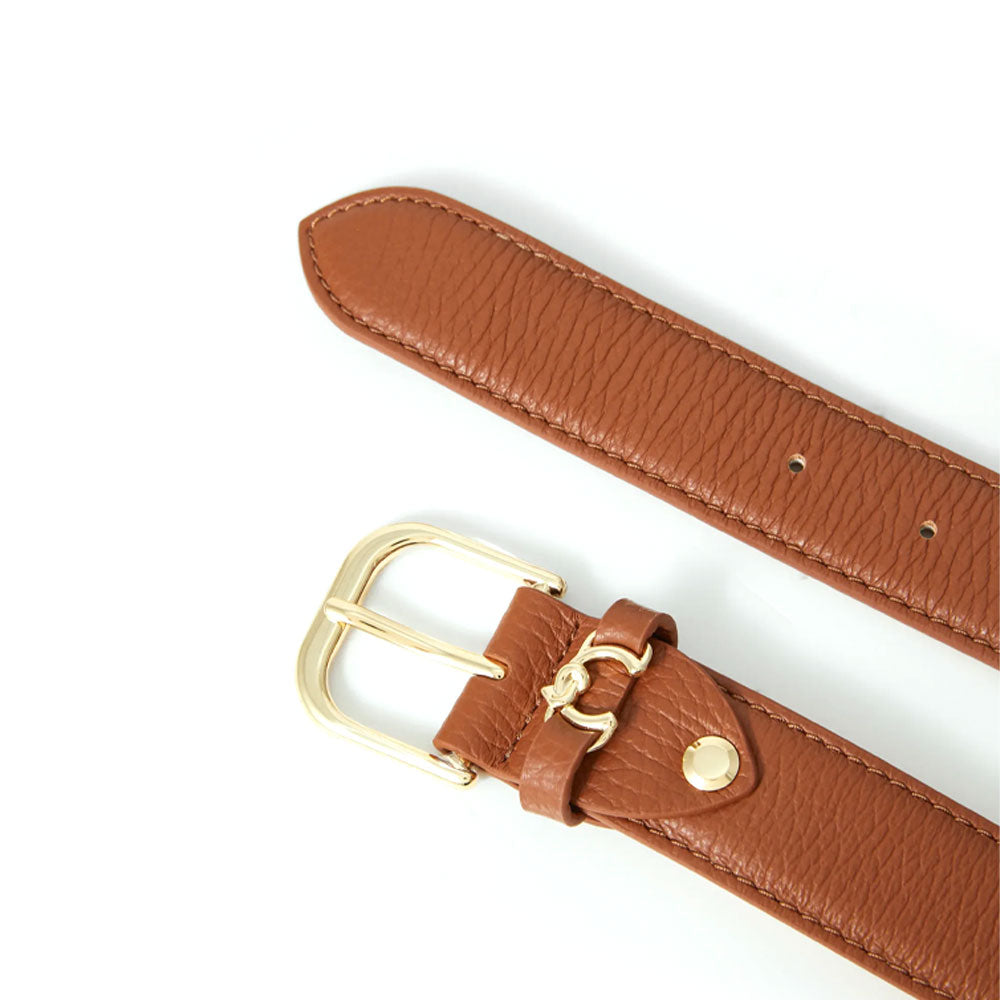 Coccinelle metal loop belt for women, stylish accessory with a sleek metal buckle, designed for fashionable outfits.