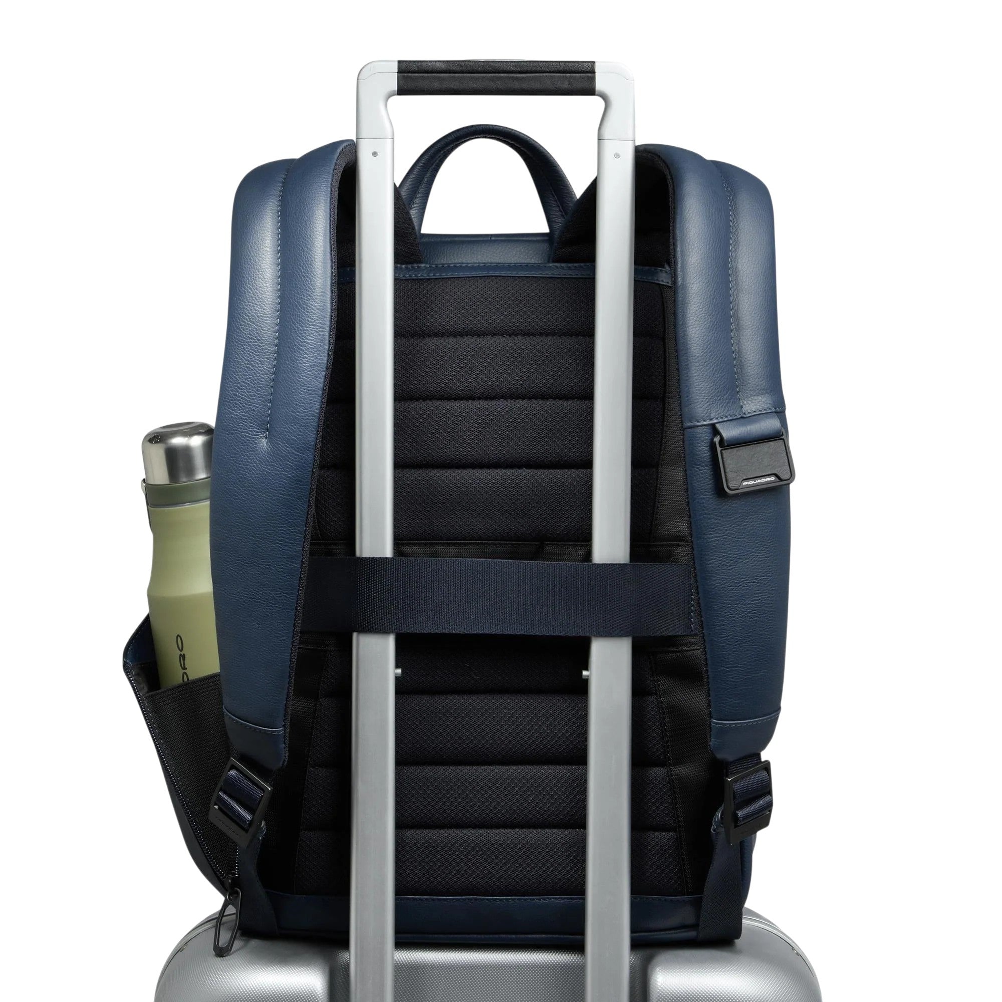 Unisex Piquadro Zaino porta PC 13" in black with multiple compartments, designed for safe and stylish laptop carrying.