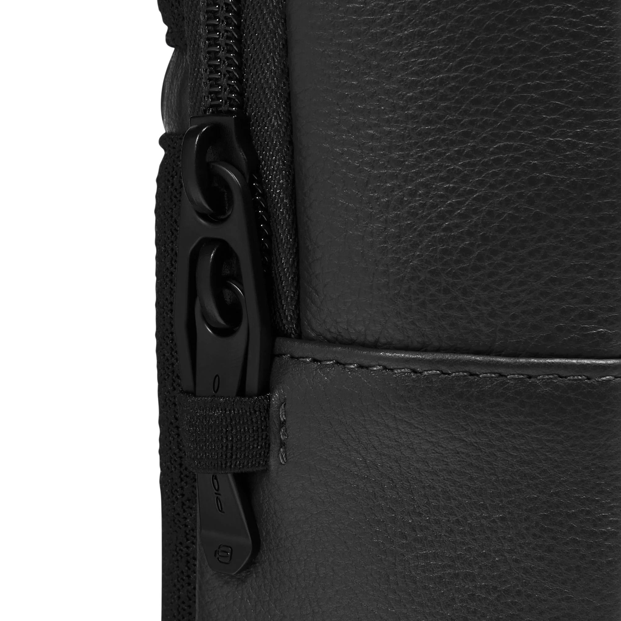 Piquadro iPad shoulder bag