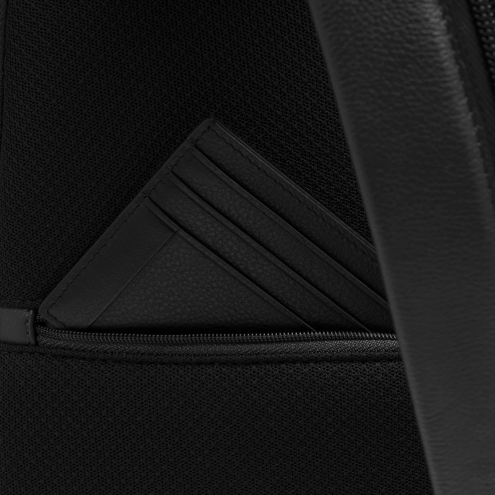 Piquadro iPad shoulder bag