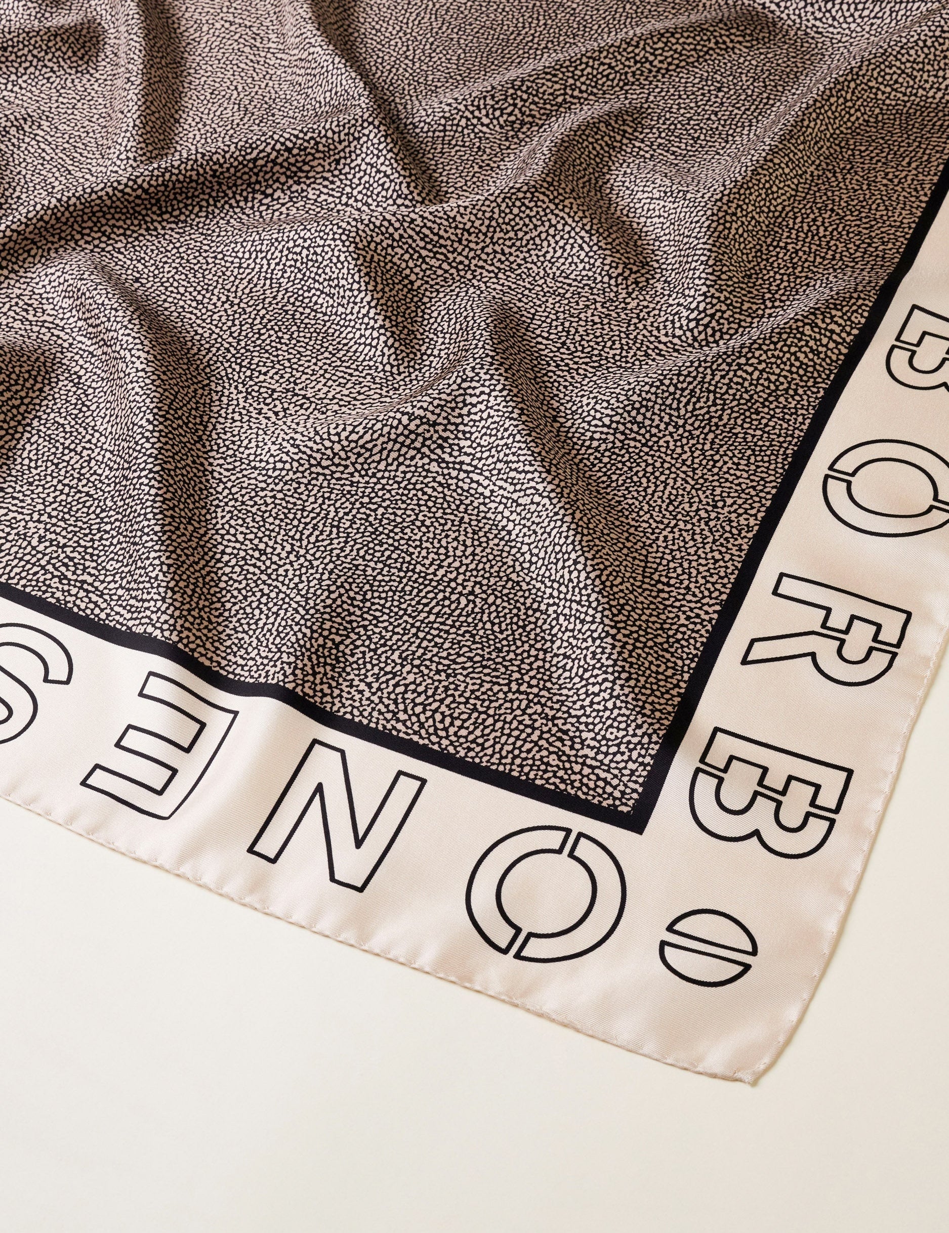 Foulard Op Logo Outline Borbonese - MYLILLY