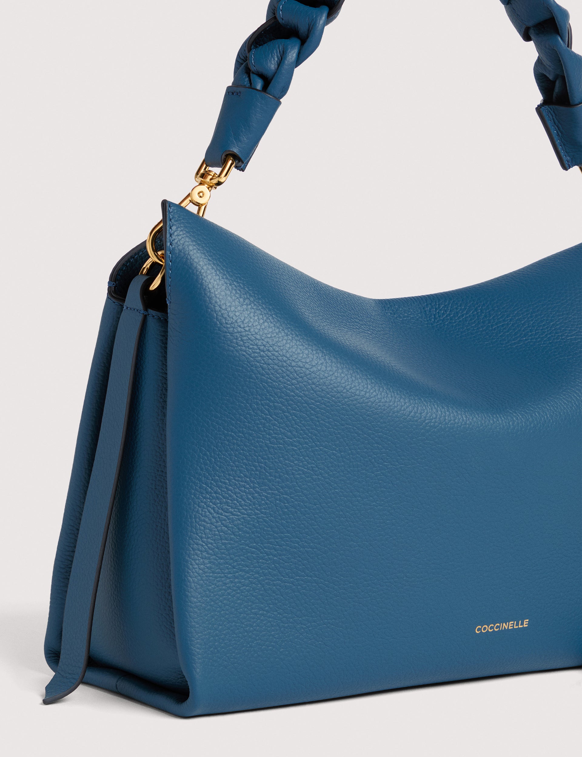 88070_280415.jpg
