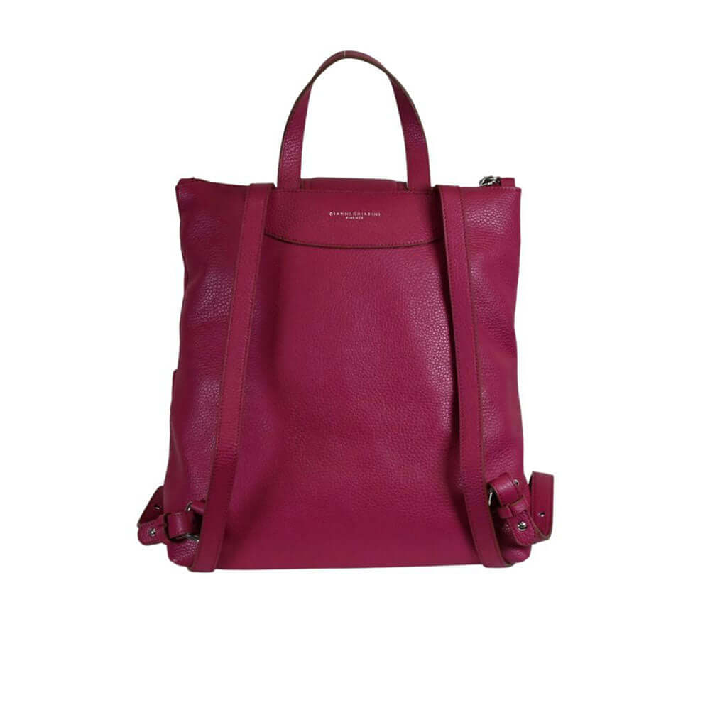 Zaino in pelle Gianni Chiarini Giada color fucsia, realizzato in morbida pelle martellata, vista posteriore con spallacci regolabili.