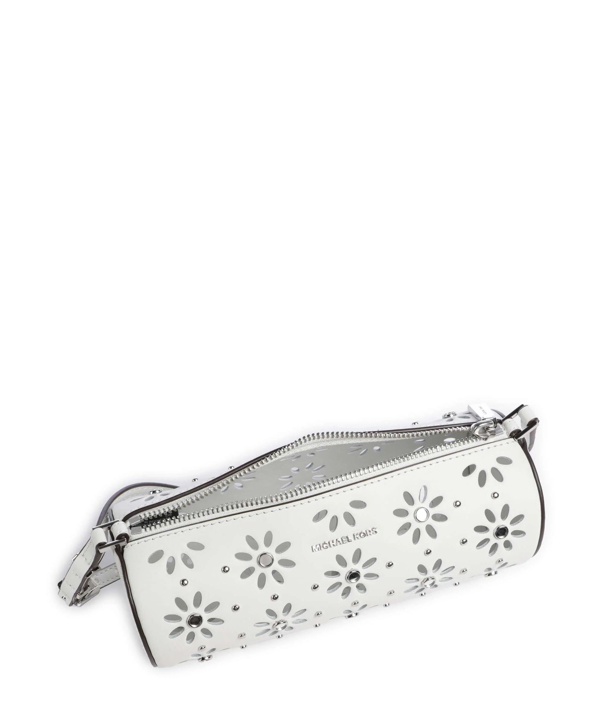Borsa Izzy Michael Kors in pelle bianca con motivo floreale traforato e borchie, vista dall'alto che mostra l'interno e la zip aperta.