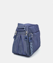 Mandarina Duck Borsa Crossover MD20 in stylish design, women’s shoulder bag with adjustable strap, black color with minimalist style.