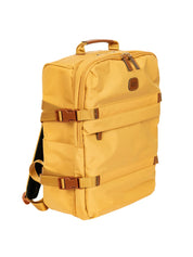 Bric’s Zaino X-Travel Bric’s unisex backpack with multiple compartments and padded straps, designed for travel and daily use.