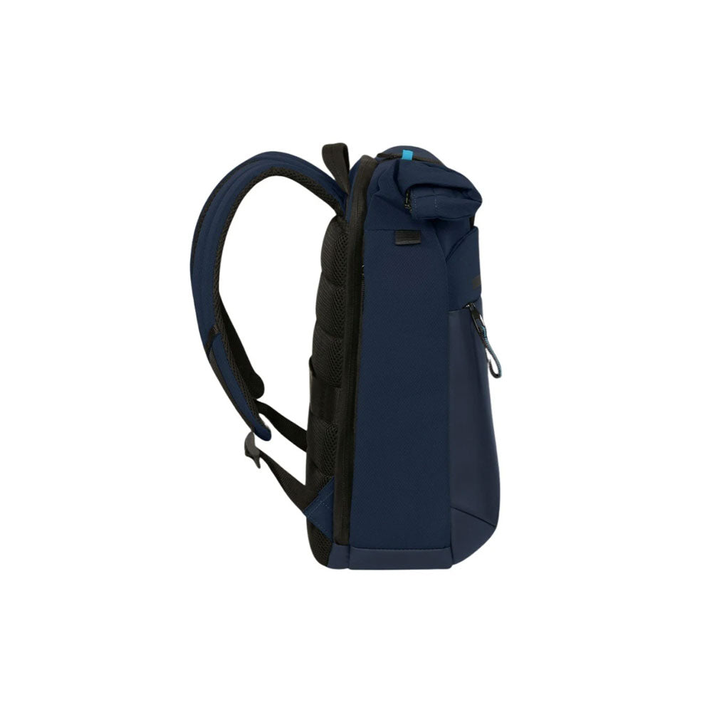 Zaino rolltop Samsonite Moderny blu, vista di profilo che mostra gli spallacci ergonomici e il design compatto per professionisti.