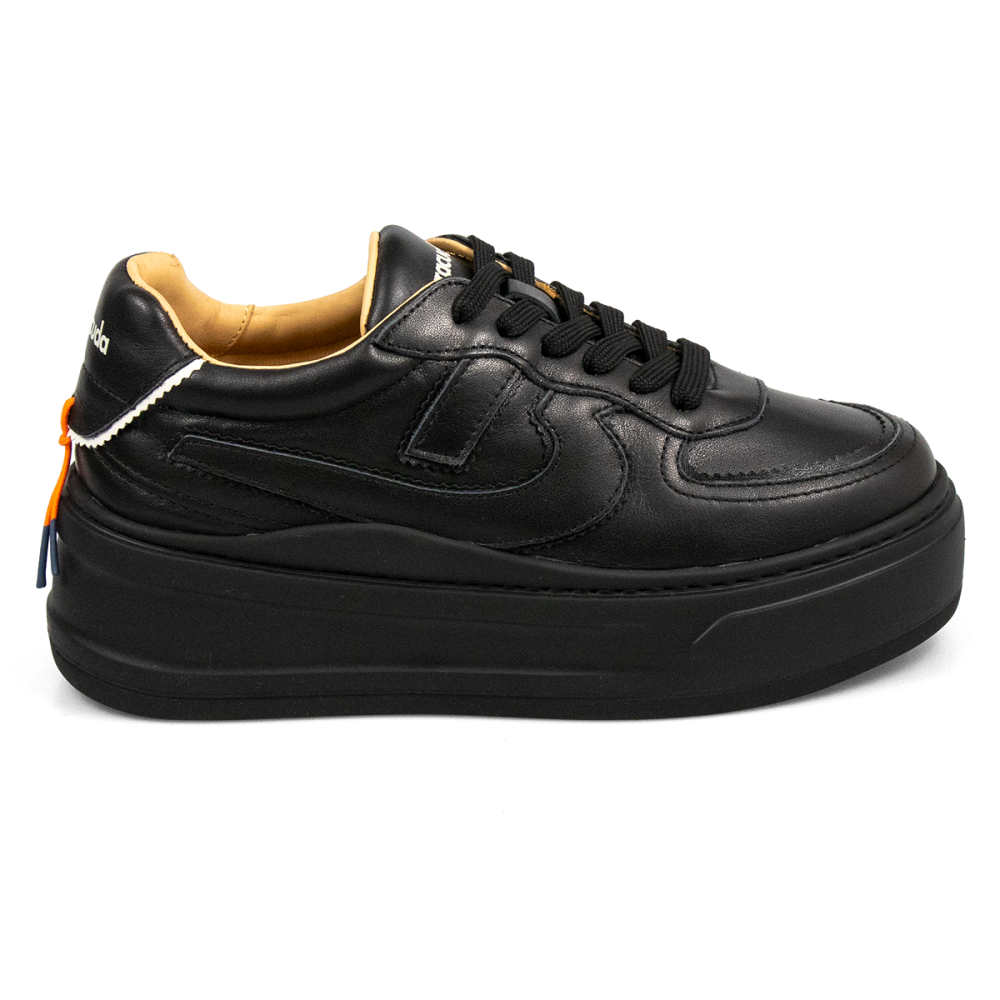 Sneakers Mary Lou Barracuda