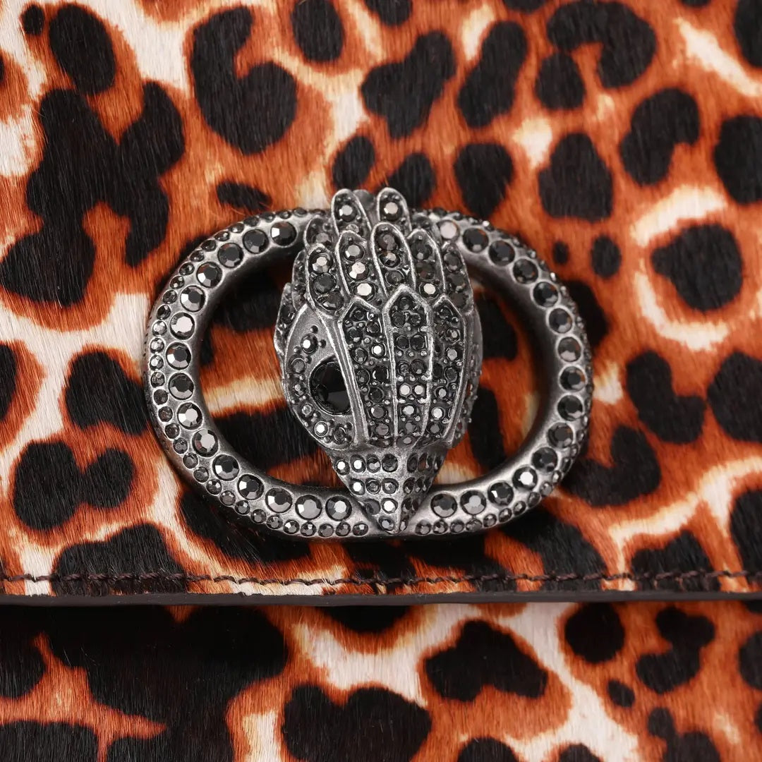 Borsa Chelsea Large in pelle di vitello con stampa leopardata Kurt Geiger