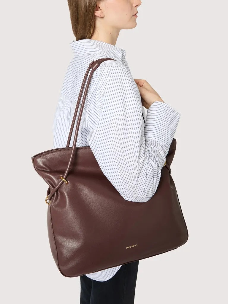 Borsa Shopping Lizzie Medium in pelle Coccinelle