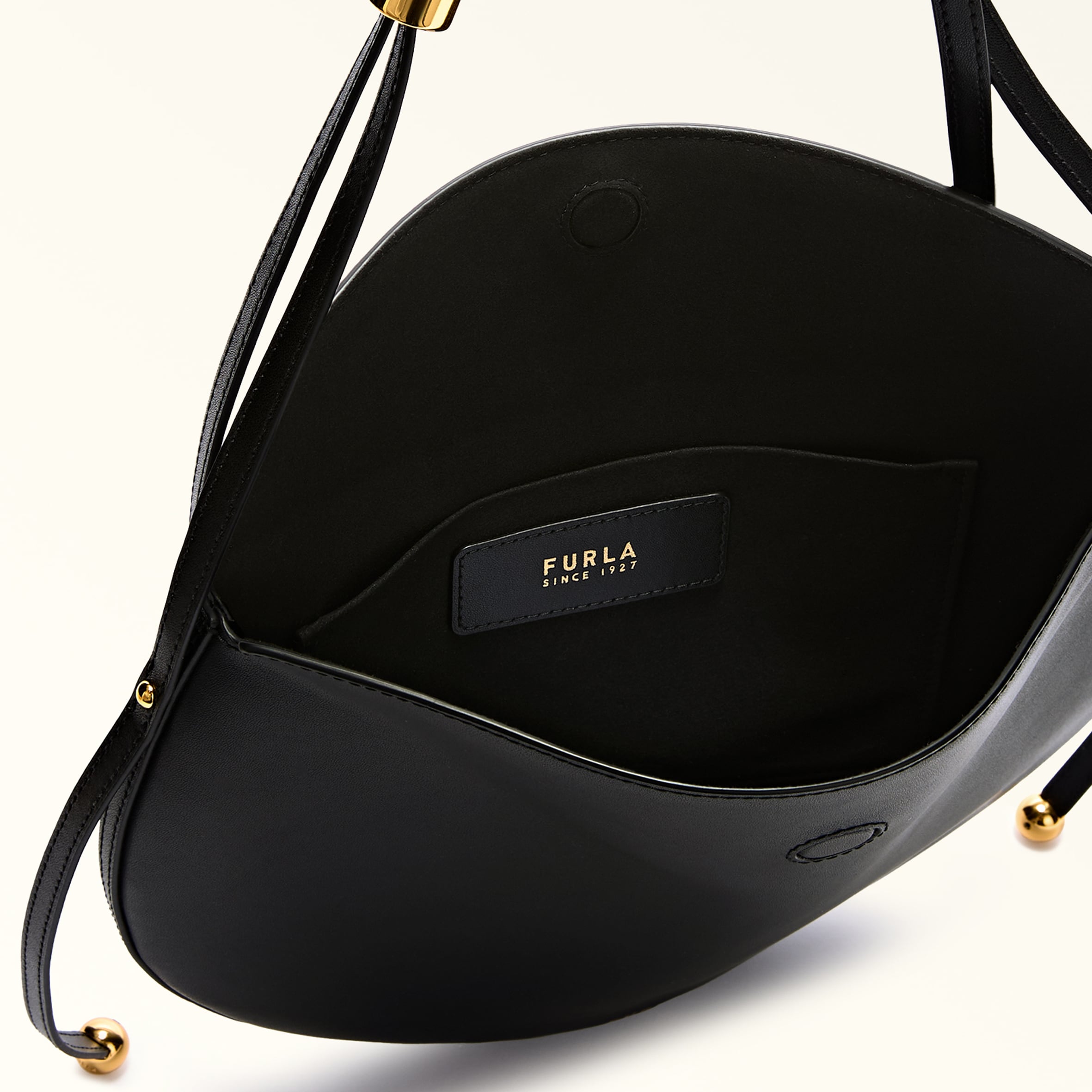 Furla Moonstone M leather bag