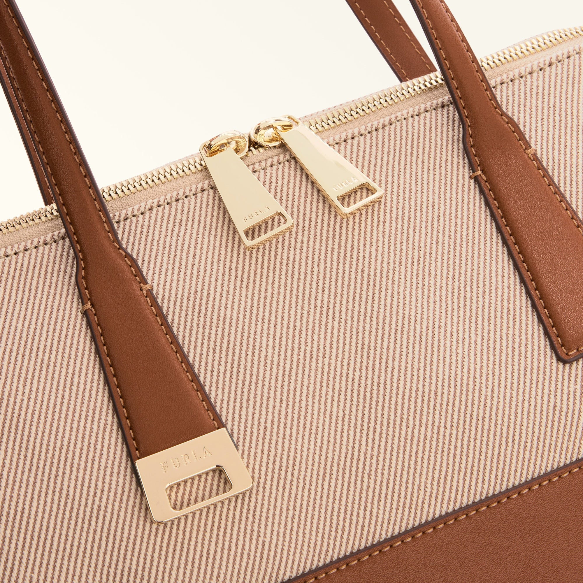 Furla Olivia M Tote Bag in Canvas and Leather