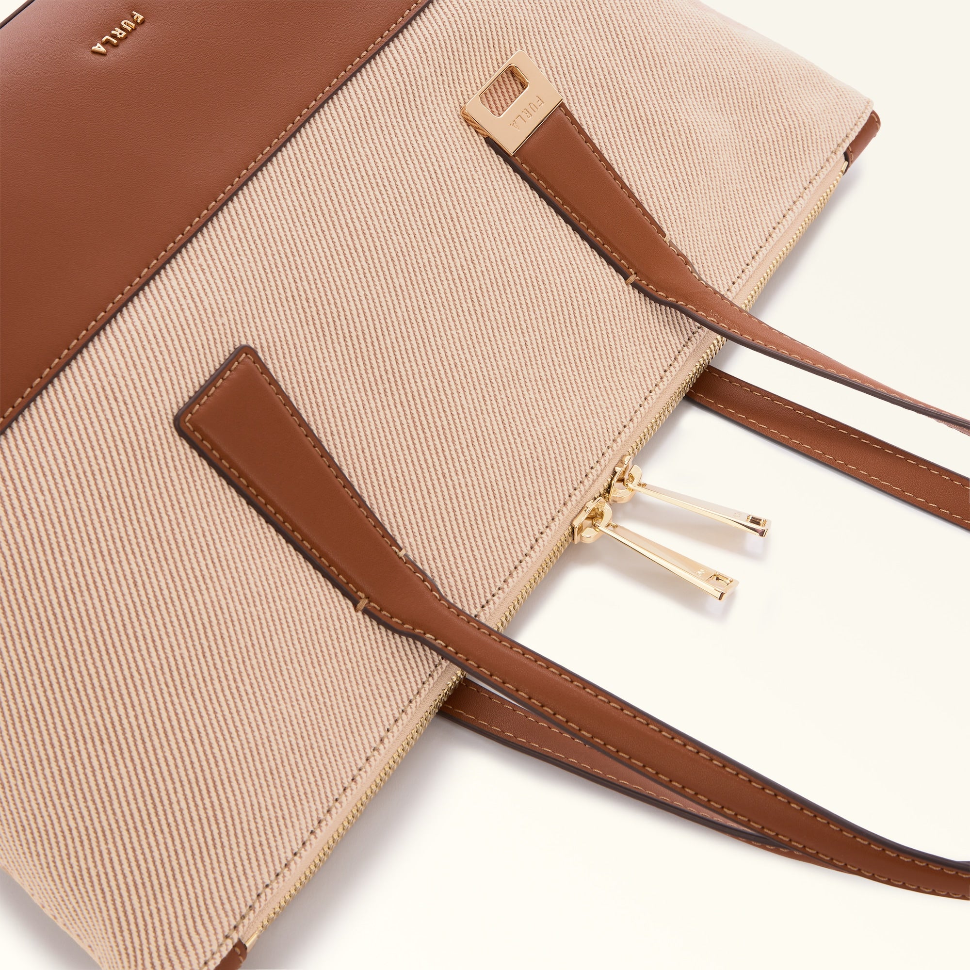 Furla Olivia M Tote Bag in Canvas and Leather