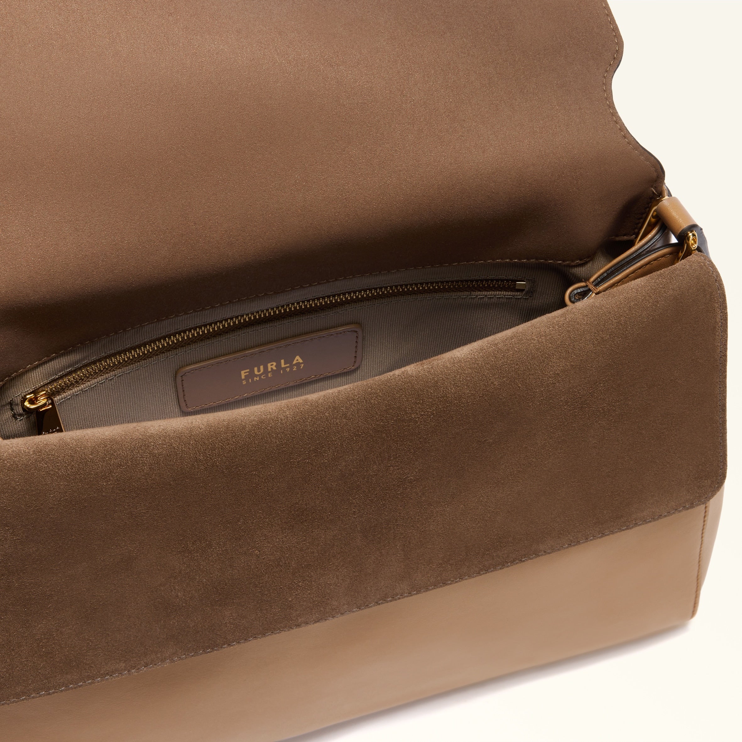 Domus M Shoulder Bag Furla