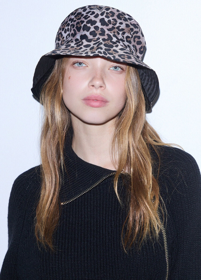 Cloche in nylon monogram Liu Jo