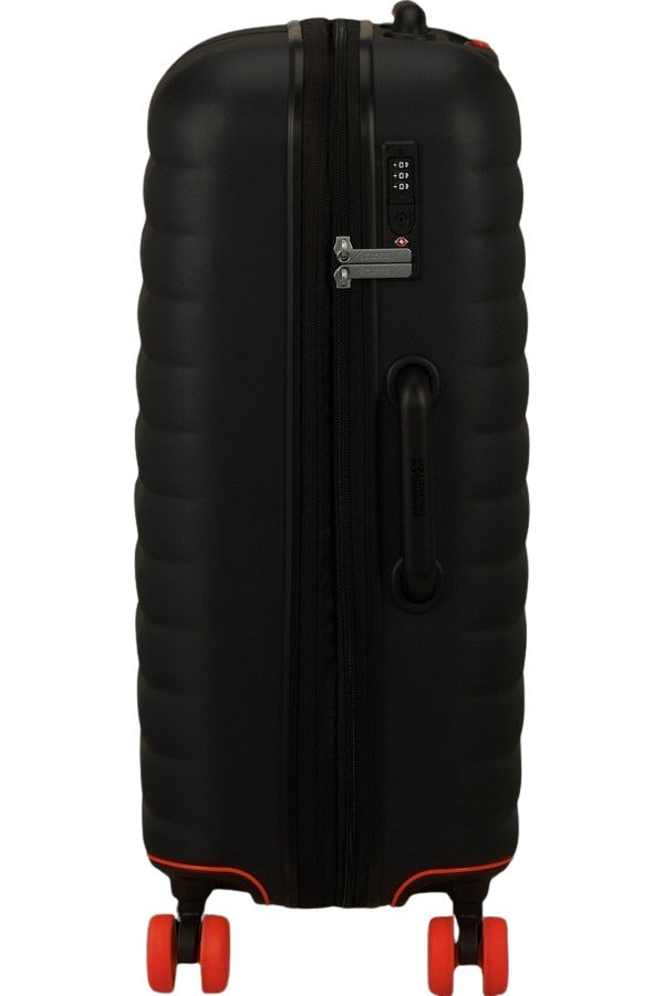 Medium trolley Neovibe Exp American Tourister