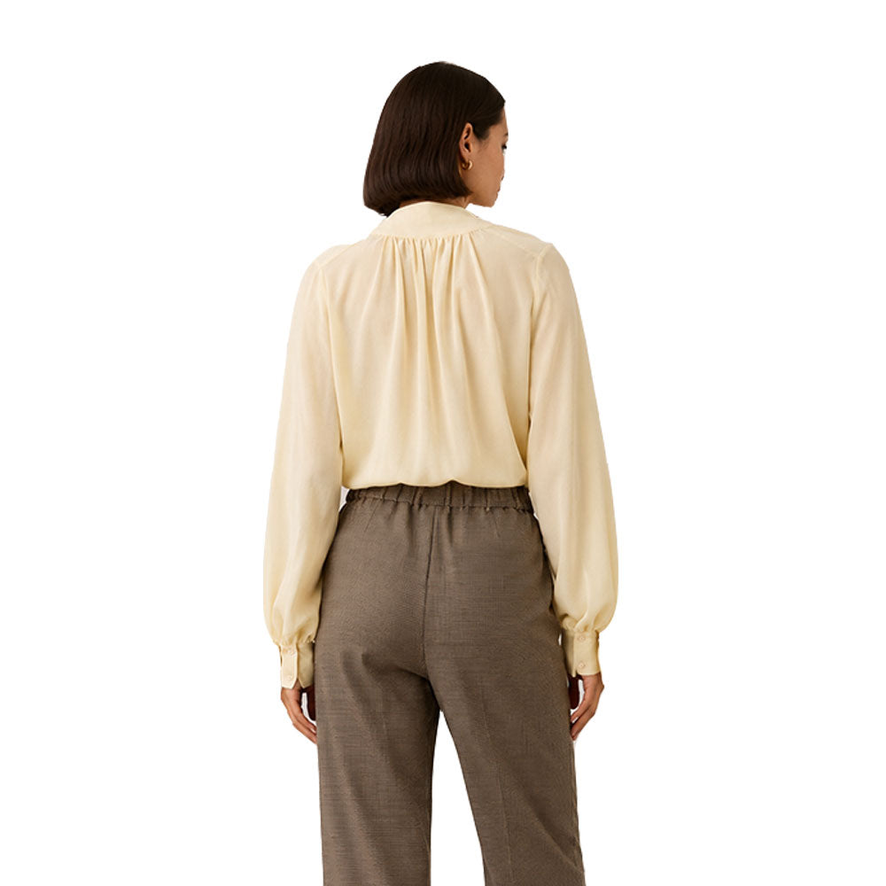 Vicolo Bow Blouse