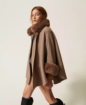 Poncho aus Filz mit Faux Fur Twinset