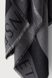 Jacquard stole with Twinset logo
