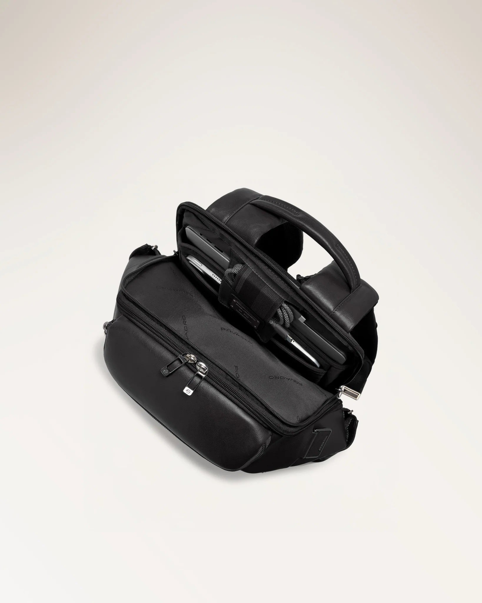 Zaino porta pc 15.6`` Victor in pelle Piquadro