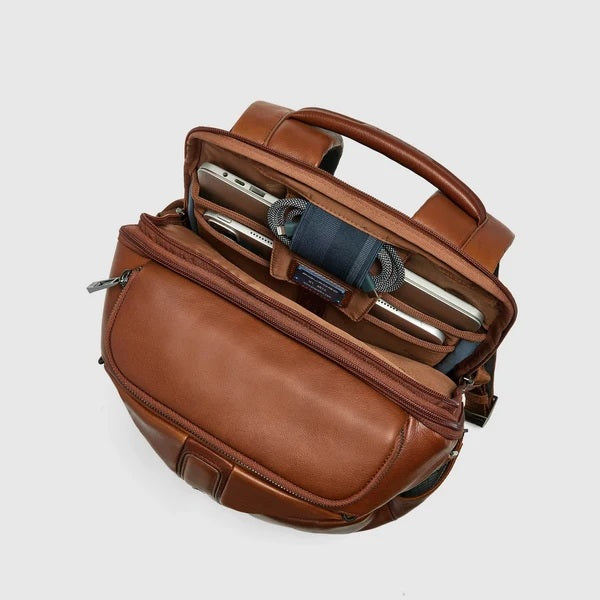 Zaino da viaggio porta pc 15,6" Victor in pelle Piquadro