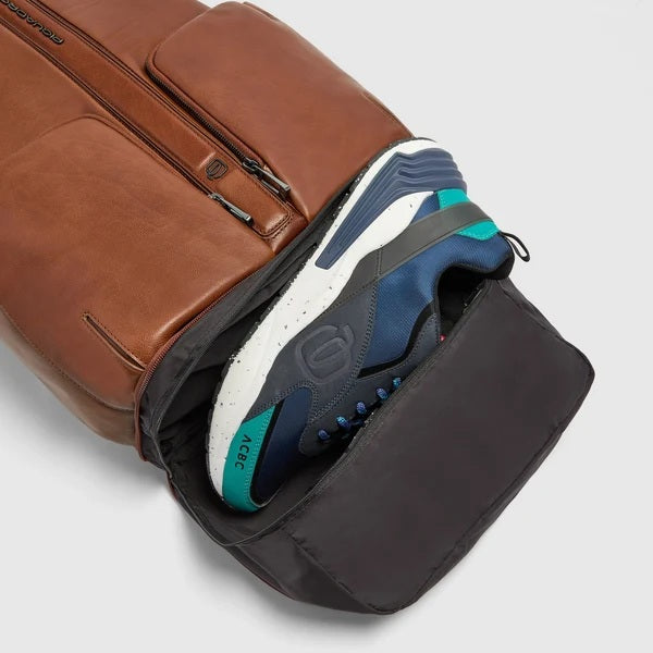 Zaino da viaggio porta pc 15,6" Victor in pelle Piquadro