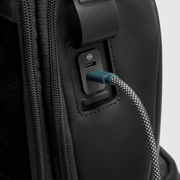 Zaino da viaggio porta pc 15,6" Victor in pelle Piquadro