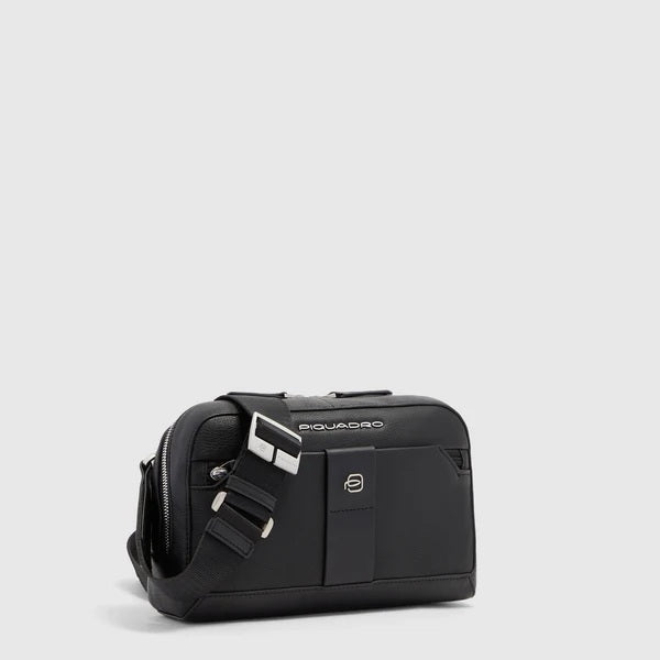 Piquadro Tebe leather clutch