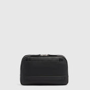 Piquadro Tebe leather clutch