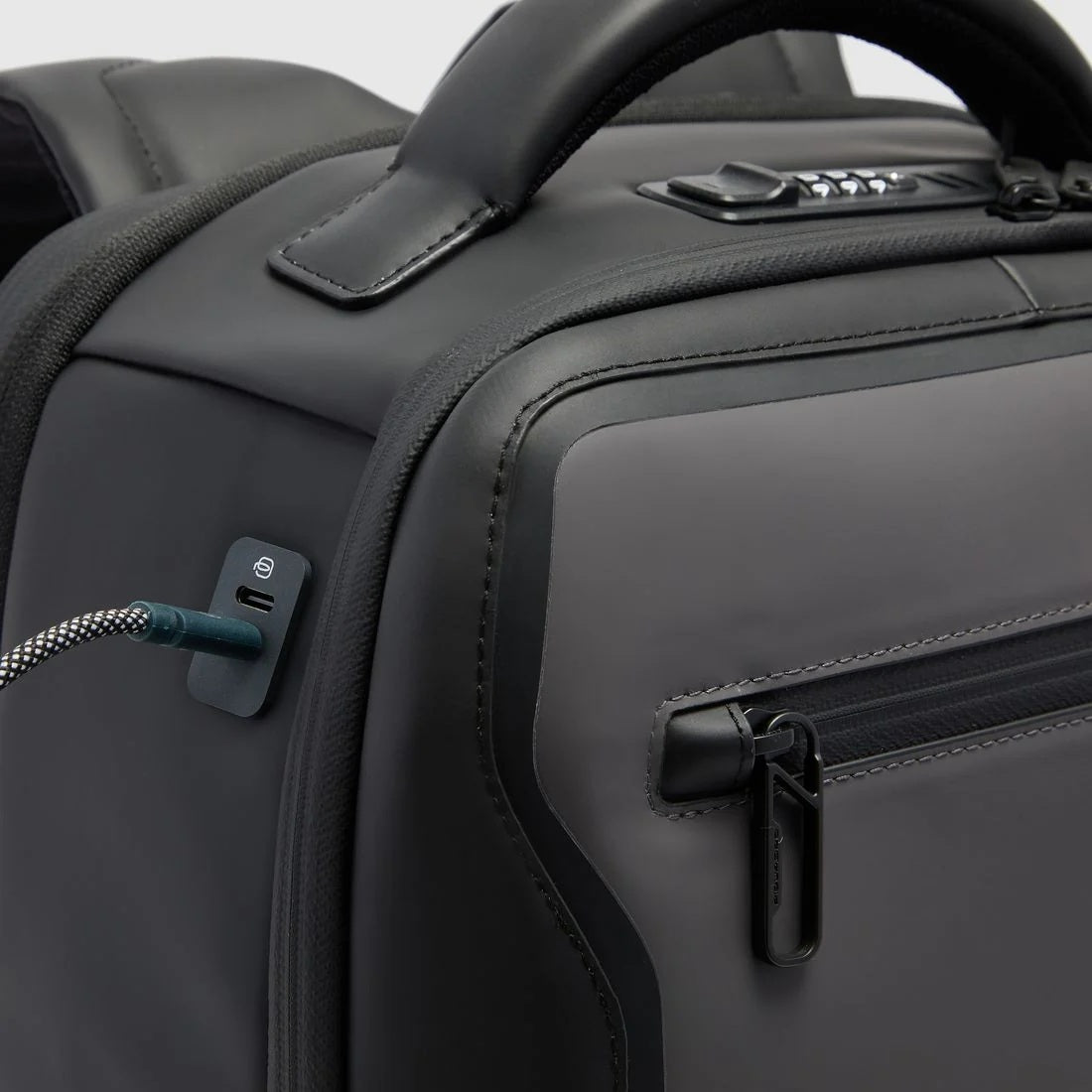 Piquadro Rover 14" Laptop Travel Backpack