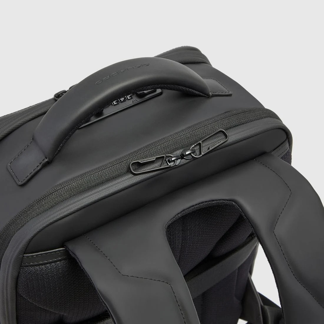Piquadro Rover 14" Laptop Travel Backpack