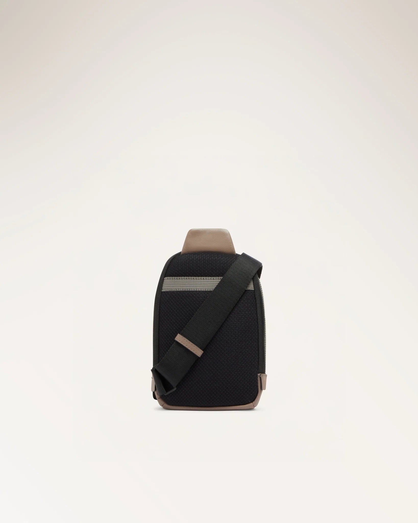 Porta smartphone SYNC in tessuto riciclato e pelle Piquadro