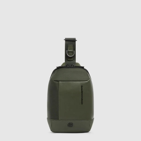 Porta smartphone SYNC in tessuto riciclato e pelle Piquadro