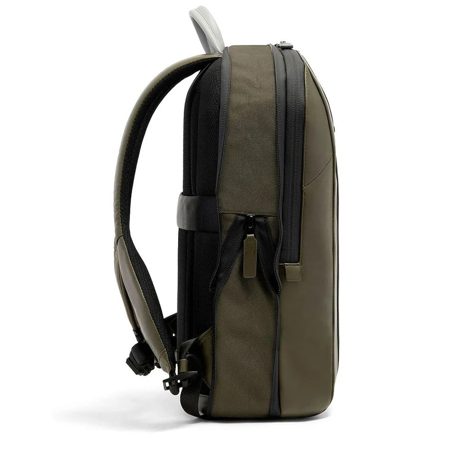 Zaino 15.6`` Urban in pelle Piquadro