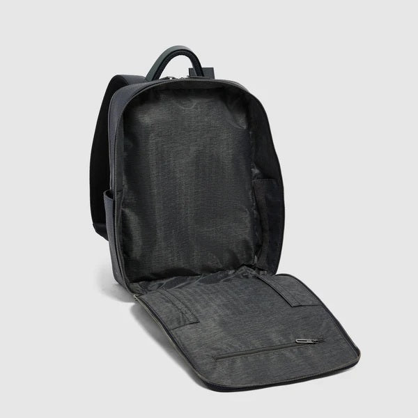 Zaino da viaggio porta pc 15,6" Materia in pelle Piquadro