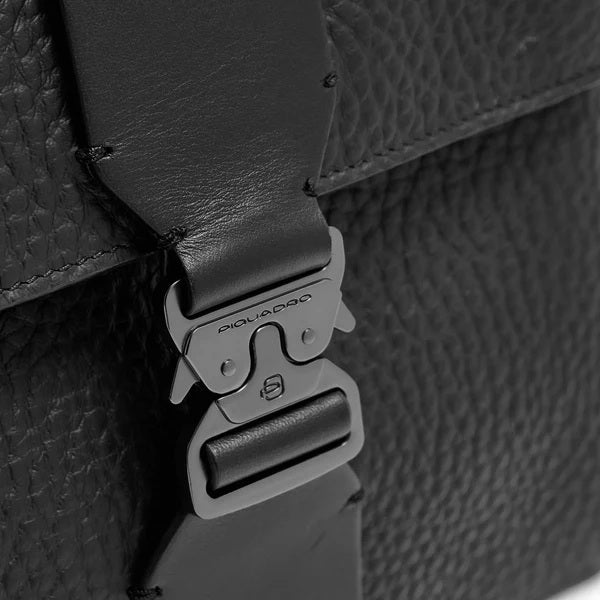 Zaino da viaggio porta pc 15,6" Materia in pelle Piquadro
