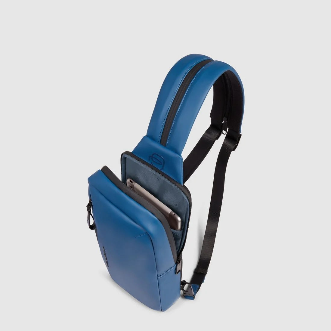 Piquadro Corner 2.0 Shoulder Bag