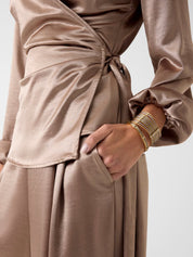Ava Satin Wrap Top Guess - MYLILLY