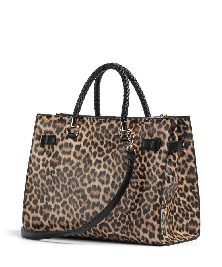 Liu Jo Manhattan women's handbag with sleek design and structured shape, featuring top handles and elegant detailing.
