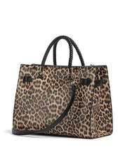 Liu Jo Manhattan women's handbag with sleek design and structured shape, featuring top handles and elegant detailing.