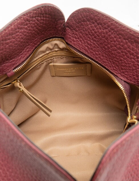 borsa-a-spalla-sandra-pelle-gianni-chiarini-interno-foderato-tasca-zip.jpg