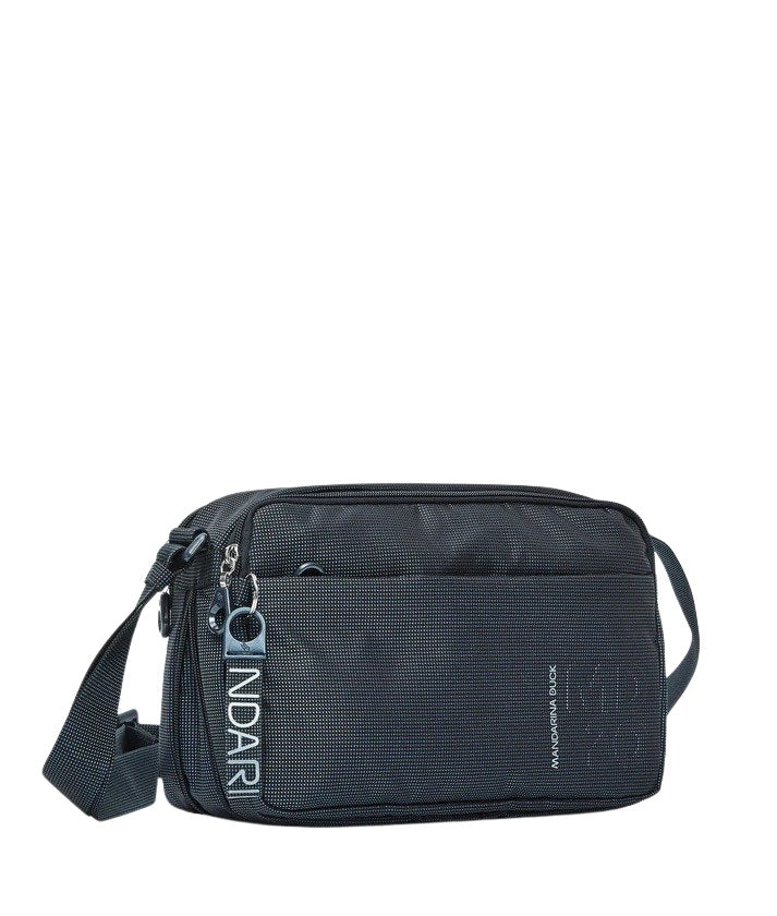 Mandarina Duck Borsa Crossover MD20 in stylish design, featuring shoulder strap and spacious interior, ideal for women's accessories.