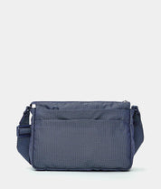 Mandarina Duck Borsa Crossover MD20 donna, stylish shoulder bag with adjustable strap and sleek design.