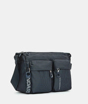 Mandarina Duck Borsa Crossover MD20 in stylish design, women's shoulder bag with adjustable strap and modern look.