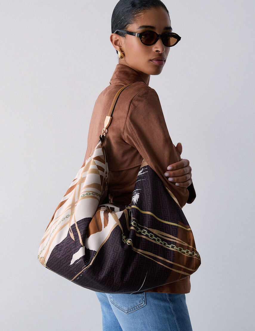borsa-foulard-liu-jo-marrone-in-raso-stampato-con-charm-pendente_1.jpg