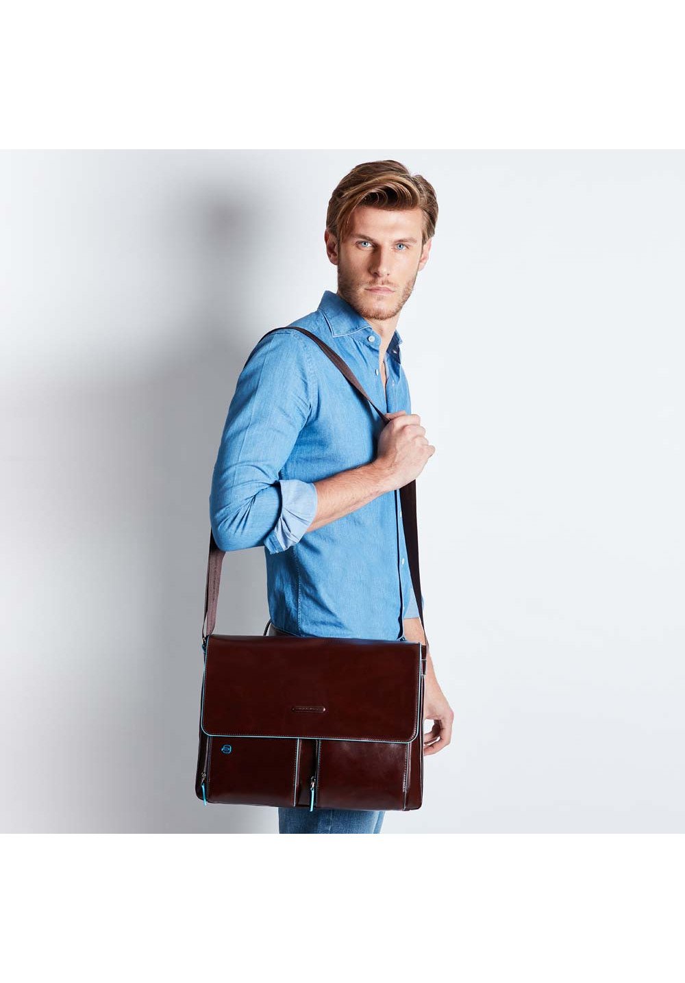 Borsa messenger porta computer con patta Blue Square Piquadro - MYLILLY