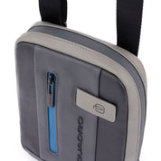 Small leather wallet pouch from Piquadro Urban collection, designed for men, featuring compact and stylish leather accessories.
