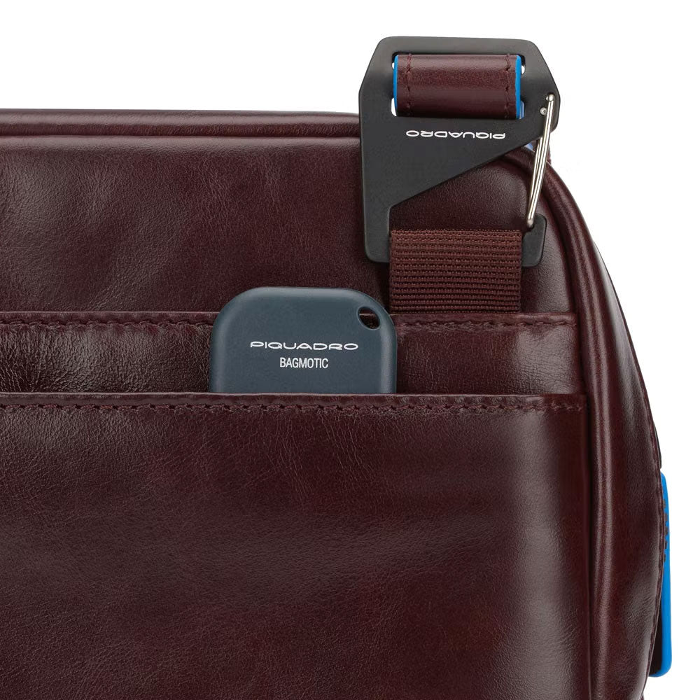 Borsello porta iPad® Blue Square in pelle Piquadro - MYLILLY