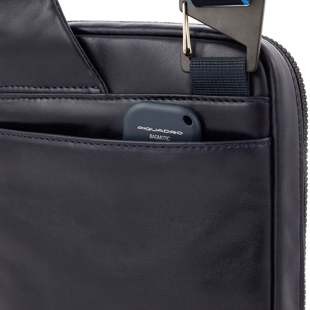 Borsello porta iPad®mini Blue Square in pelle Piquadro - MYLILLY